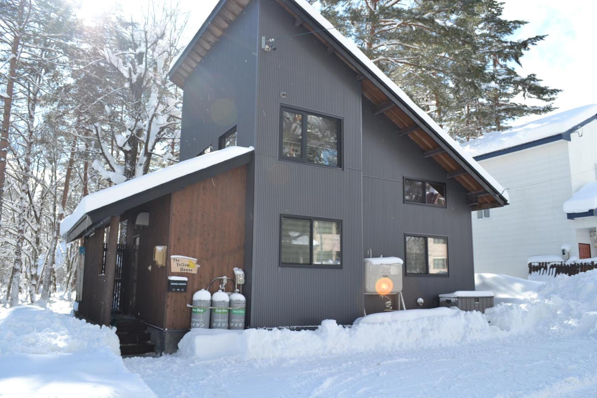 The Yellow House Hakuba